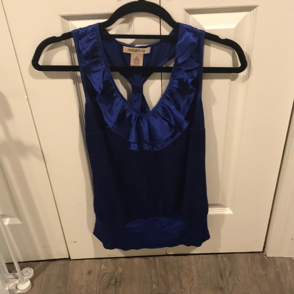 Ruffled neckline tank top